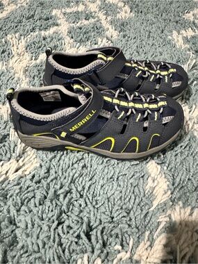 Merrell Navy with Green Accent Closed-Toe Outdoor Sandals